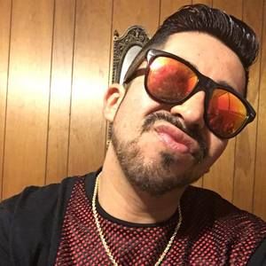 Meet your Posher, Adan